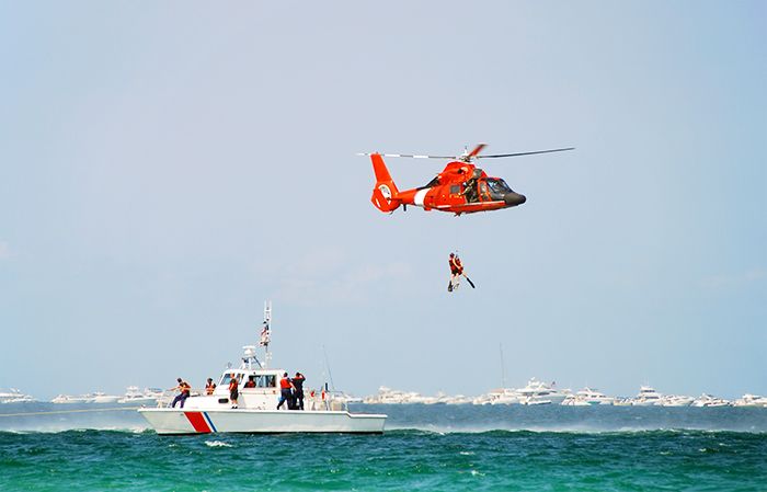 Divers recovered a 2019 Bens from Miami's exclusive Fisher Island